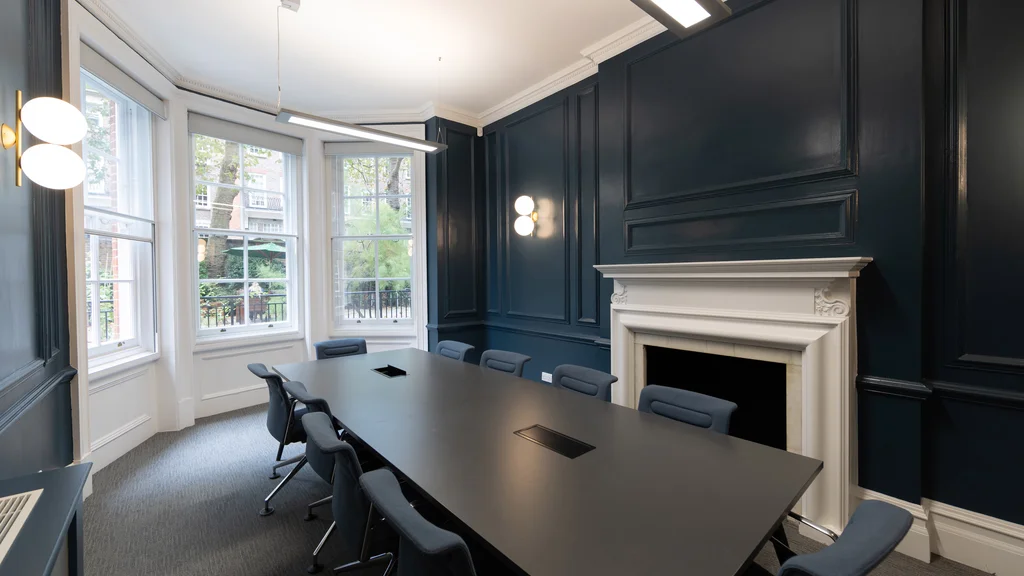 Meeting room at 152 Buckingham Palace Road