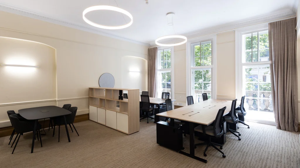 Office at 142 Buckingham Palace Road