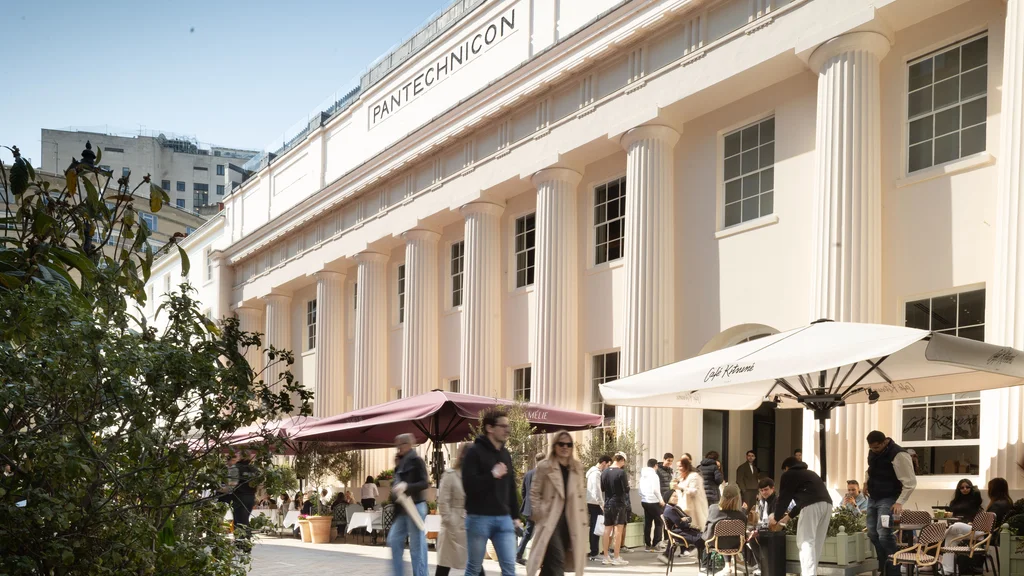 Pantechnicon building on Motcomb Street