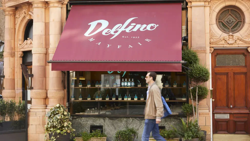 Delfino pizza restaurant on nearby Mount Street