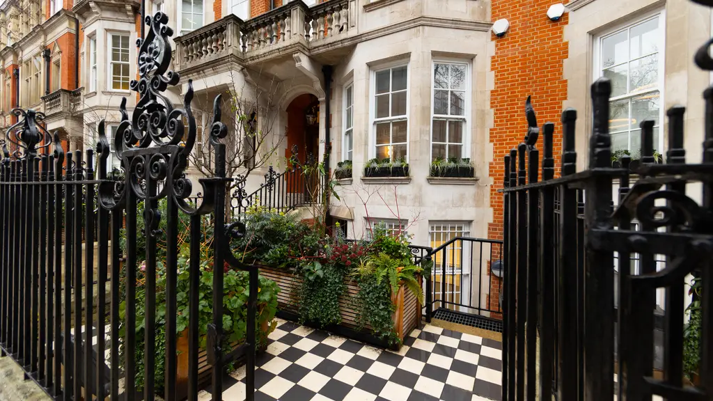 Private Office To Rent, London, SW1W – photo 2