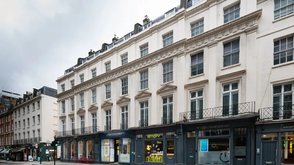 External view of 18 Buckingham Palace Road 