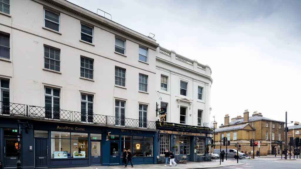 External view of 8-10 Buckingham Palace Road