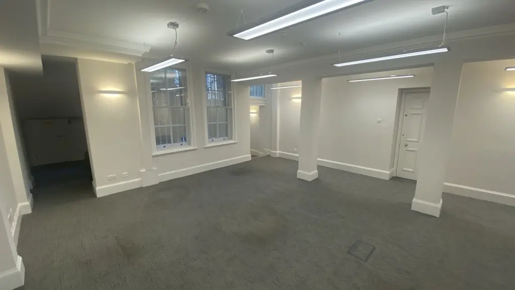 Empty office 