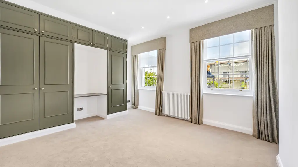 empty room 