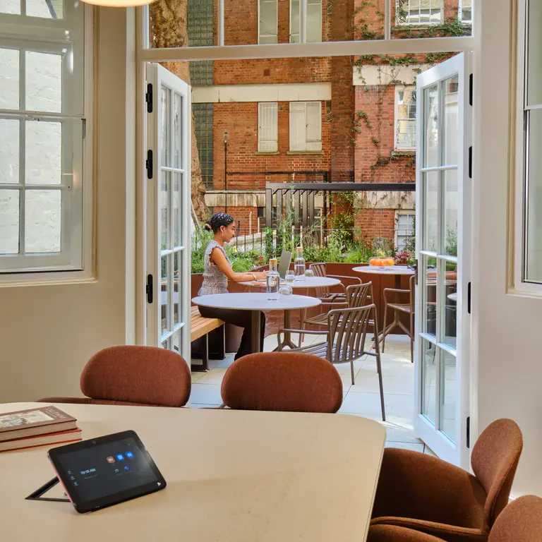 Meeting room terrace 